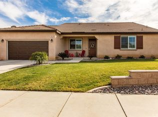 504 Canyon Rdg, Calimesa, CA 92320