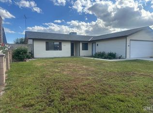 1202 Lewis Ave, Delano, CA 93215