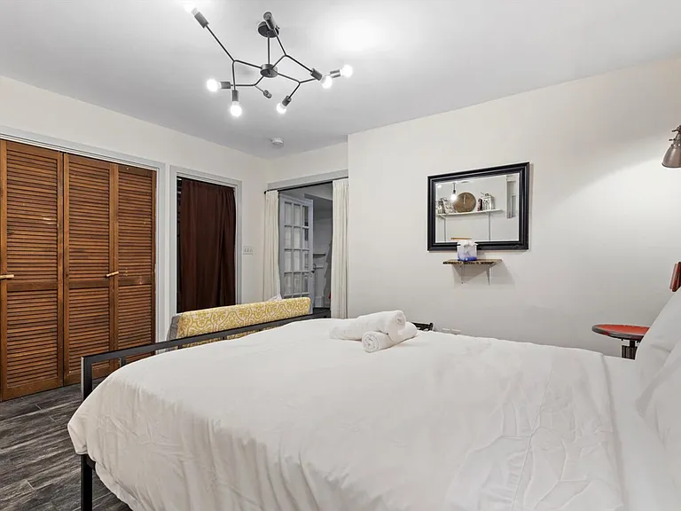 Lanier Pl NW — Photo 13