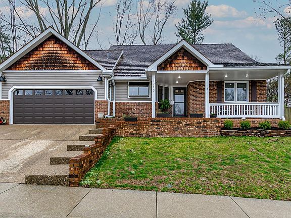 5th image of 1713 E Camby Ln