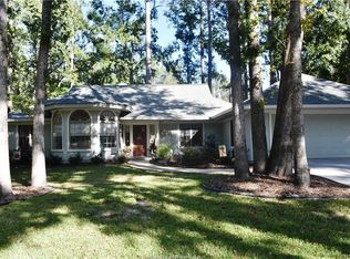 5 Highbush Dr, Hilton Head Island, SC 29926