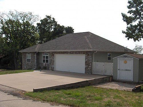 2nd image of 3 Shamrock Way