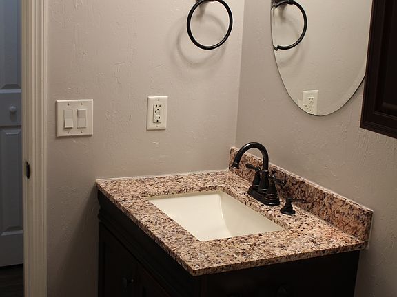5th image of 106 Habersham Place Ln #106