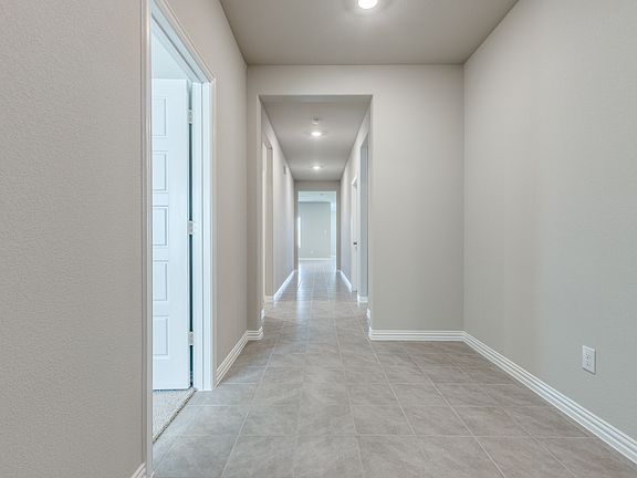 3rd image of 3904 Jasper Ln