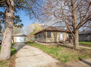 343 Howard Ave, Woden, IA 50484