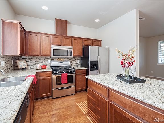 5th image of 17802 111th Street Ct E