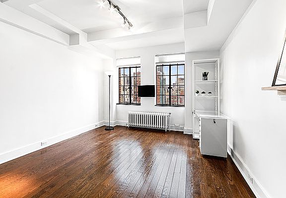 2nd image of 320 E 42nd St APT 2408