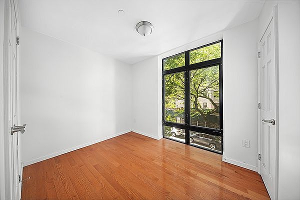 2nd image of 501 W 158th St #5A