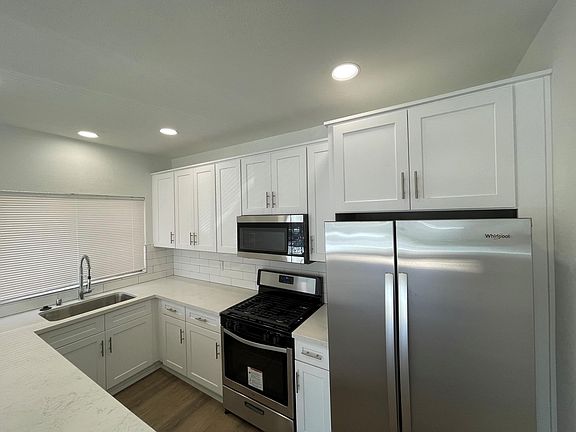 2nd image of 408 Arbor Dr