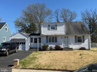 9 Krueger Ln, Hamilton, NJ