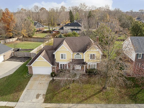 2nd image of 21360 Oakview Dr