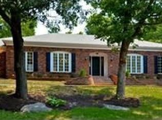 360 Rieth Ter, Saint Louis, MO 63122
