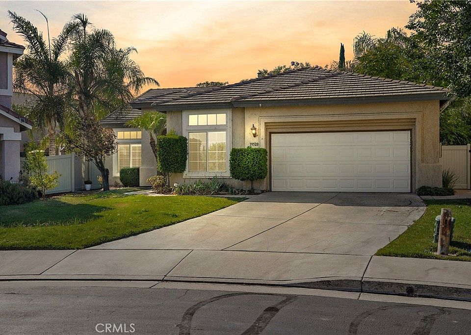 1st image of 39528 Montebello Way