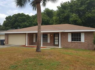 121 Okaloosa Dr, Winter Haven, FL 33884