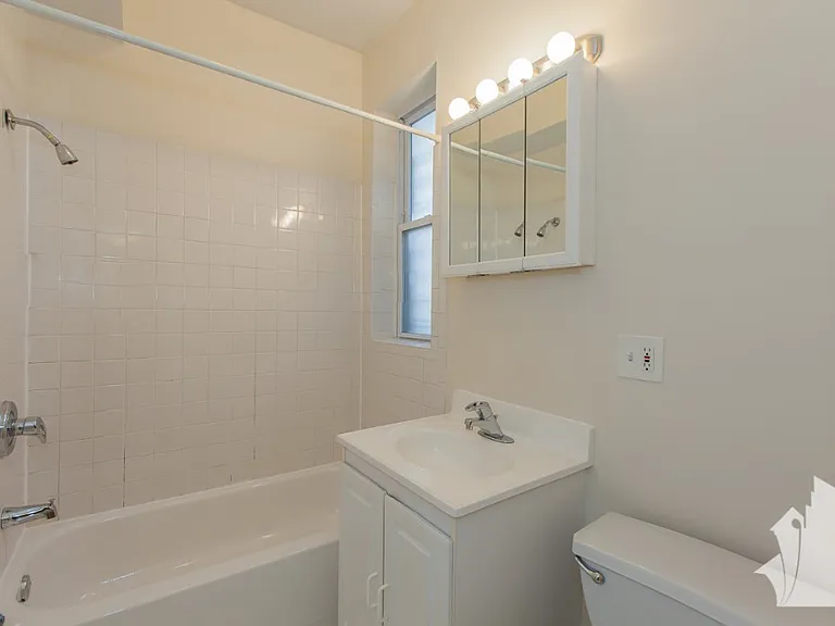 853 W Cornelia Ave #1S — Photo 1