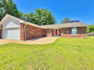 1943 Green Mdws, McAlester, OK 74501