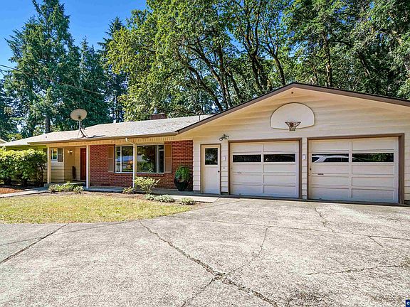 2nd image of 478 Welcome Ct SE
