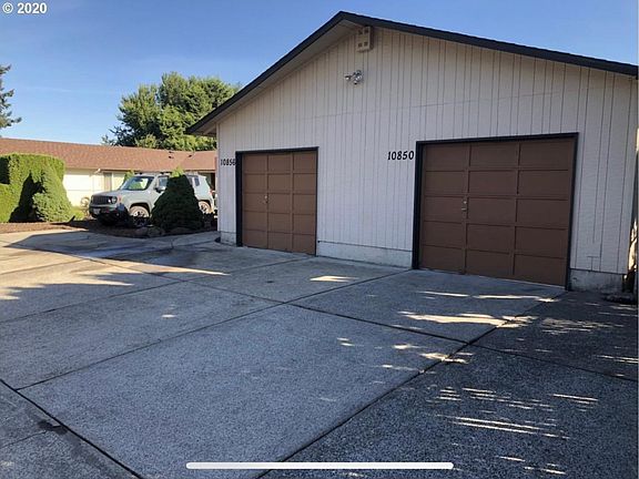 3rd image of 10856 NE Glisan St