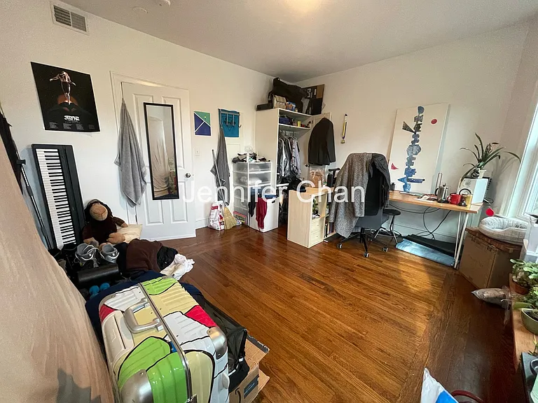 27 Marney St #2 — Photo 6