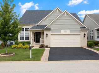 21519 W Chestnut Ln, Plainfield, IL 60544