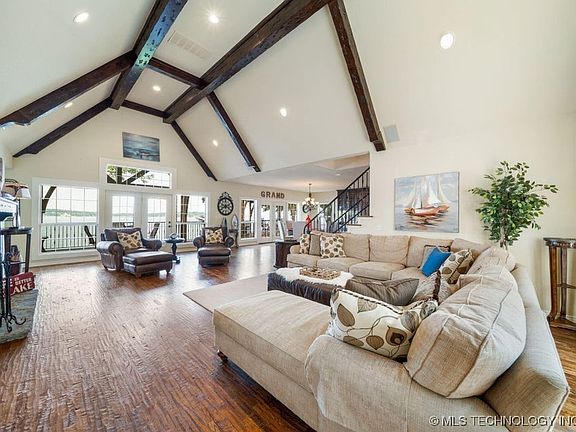 5th image of 1492 S Point Rd