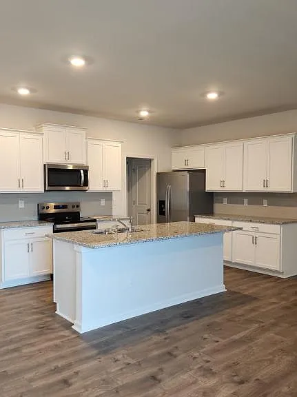 1667 Hallview Ct — Photo 6
