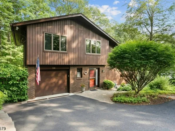 318 Mountainside Dr, Vernon Twp., NJ 07422
