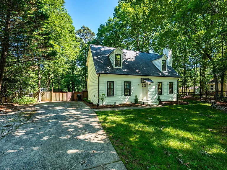 7802 Pinetuck Ln — Photo 33