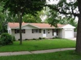 2016 Cogswell Dr, Lansing, MI 48906