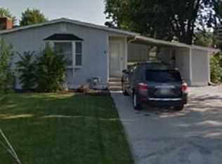 206 E South St, Botkins, OH 45306
