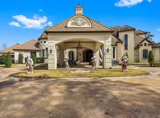 22 Grand Colonial Dr, Spring, TX 77382