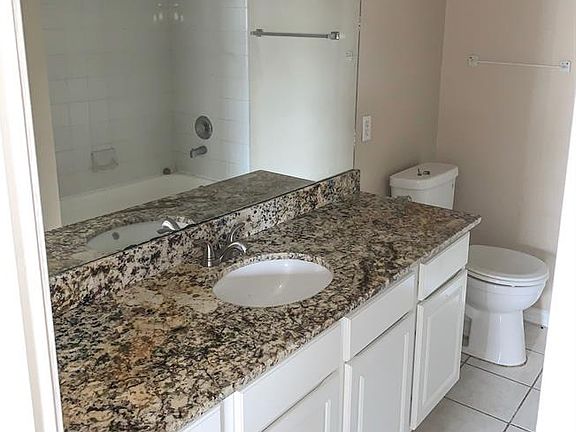 5th image of 15207 Grassington Dr