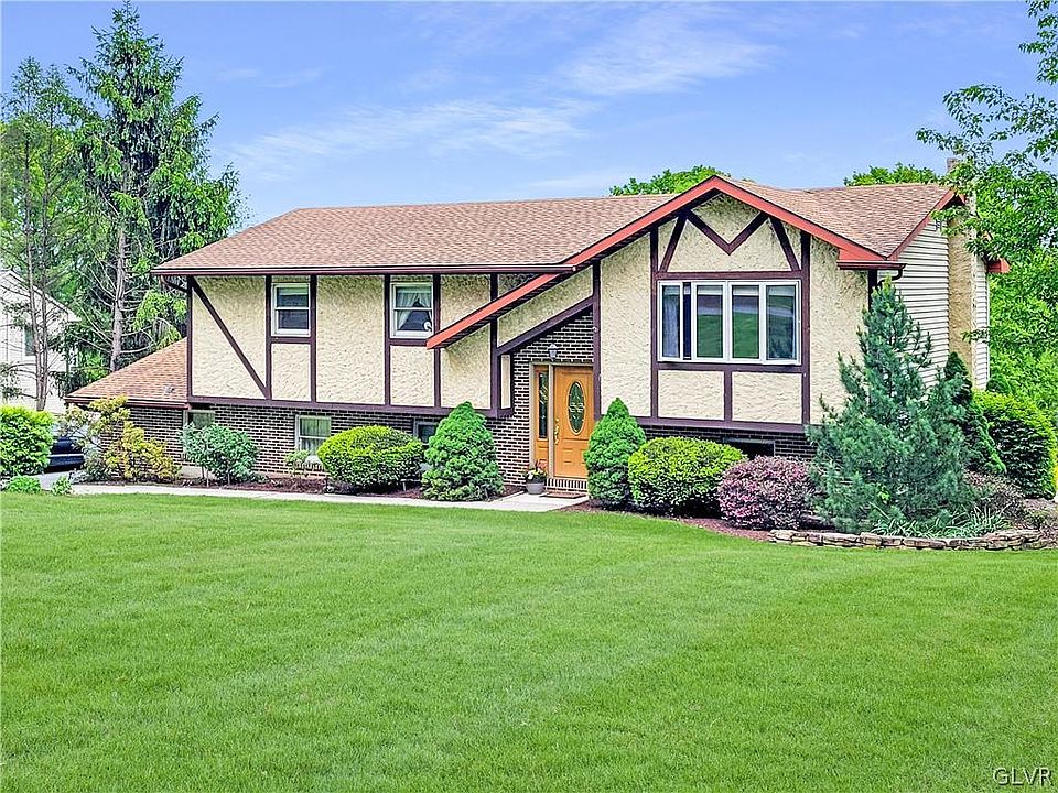 1st image of 630 Bishops Pl