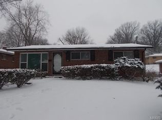 1457 Mendell Dr, Saint Louis, MO 63130