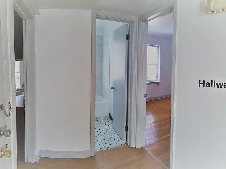2264 S 75th St — Photo 1
