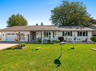 744 Pleasant Way, Seymour, WI 54165