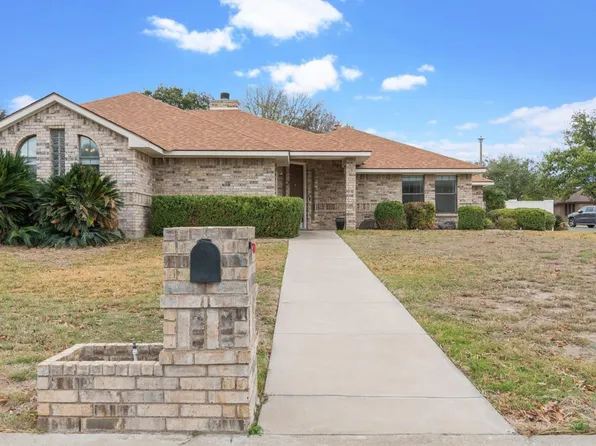 101 Warbonnet Trl, Del Rio, TX 78840