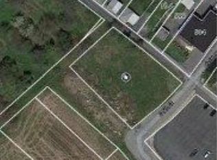 Madison St, Denver, PA 17517