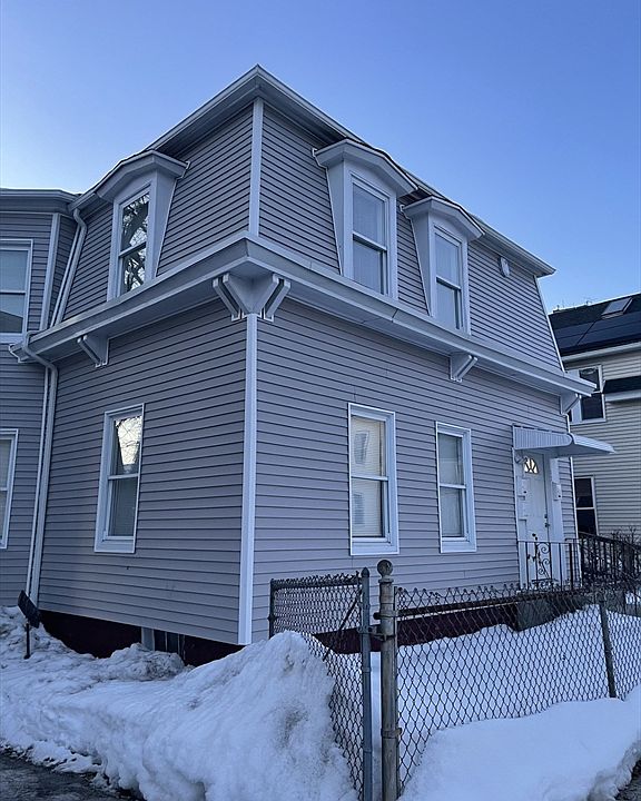 1st image of 12 Winslow St