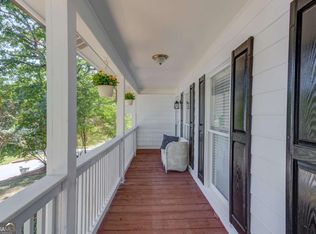 260 Timber Laurel Ln, Lawrenceville, GA 30043