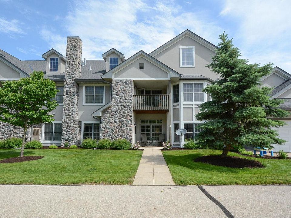 N30W23035 Pineview Cir Pewaukee WI Zillow