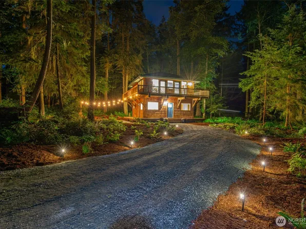 1580 West Beach Road, Oak Harbor, WA 98277