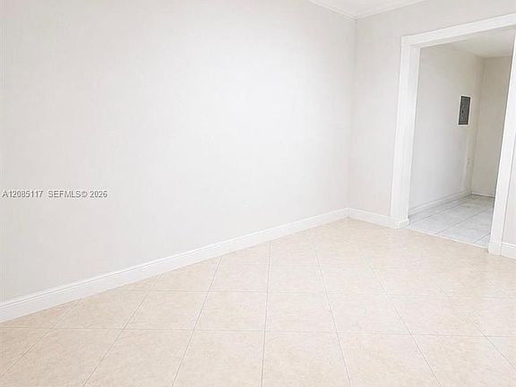 3rd image of 600 NW 108th St #2