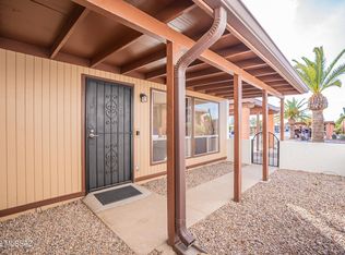 332 W Calle De Las Flores, Green Valley, AZ 85614