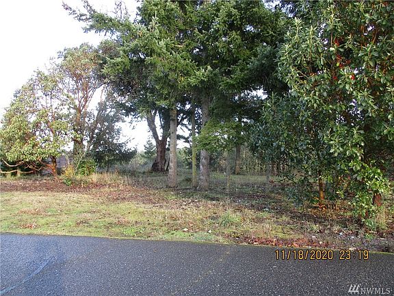 4th image of 999 Brittany Ln