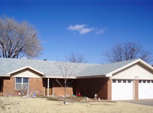 3218 92nd St, Lubbock, TX 79423