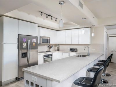 999 SW 1st Ave APT 1613, Miami, FL, 33130
