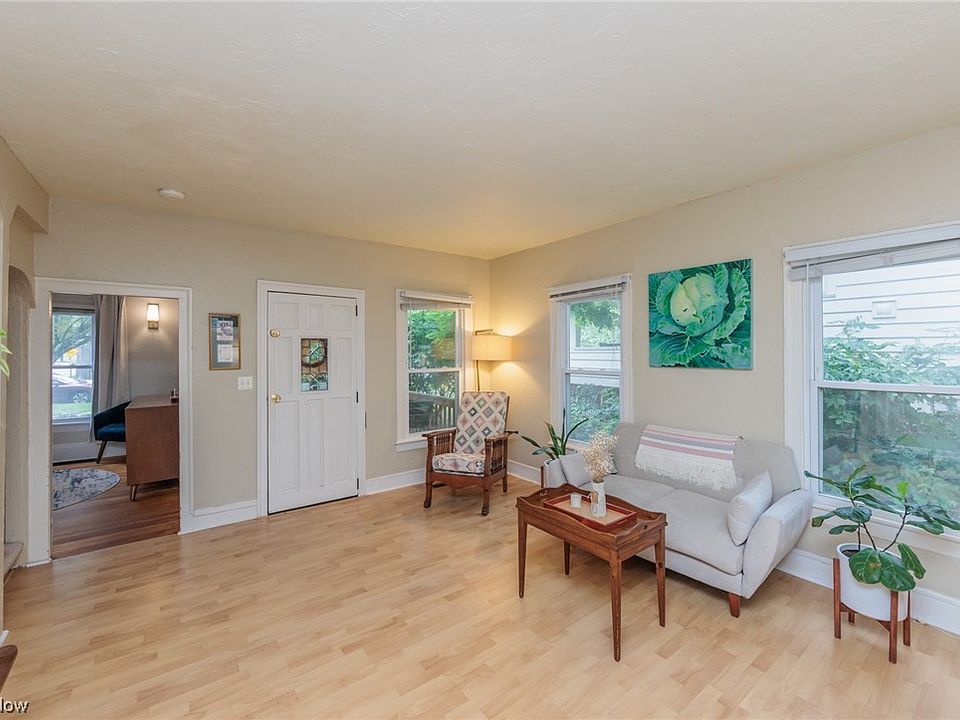 163 Beech St, Berea, OH 44017 Zillow