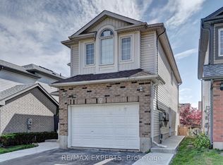 7 Henhoeffer Cres, Kitchener, ON N2E 4C3