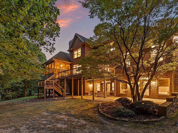 3rd image of 2506 Bristlecone Ln
